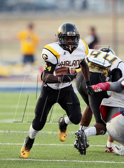 Thumbnail 2 in Boyd vs Garland photogallery.
