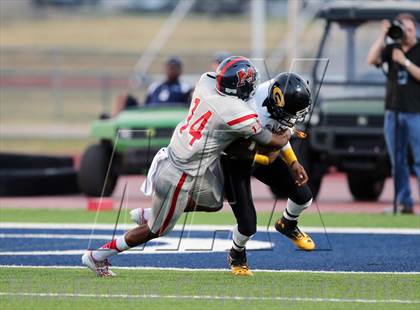 Thumbnail 3 in Boyd vs Garland photogallery.
