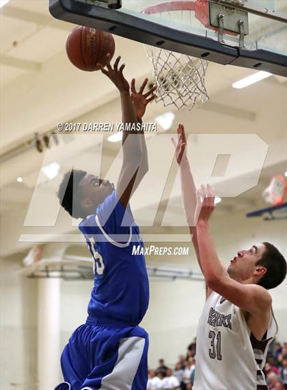 Thumbnail 2 in St. Francis vs. Woodside Priory (CIF CCS Division 5 Final) photogallery.