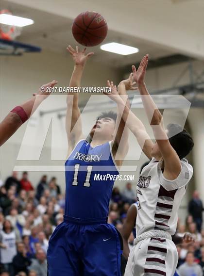 Thumbnail 3 in St. Francis vs. Woodside Priory (CIF CCS Division 5 Final) photogallery.