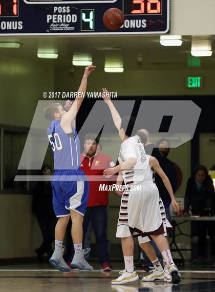 Thumbnail 3 in St. Francis vs. Woodside Priory (CIF CCS Division 5 Final) photogallery.