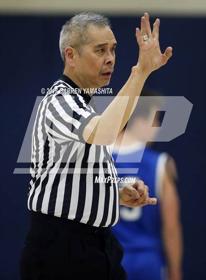 Thumbnail 3 in St. Francis vs. Woodside Priory (CIF CCS Division 5 Final) photogallery.