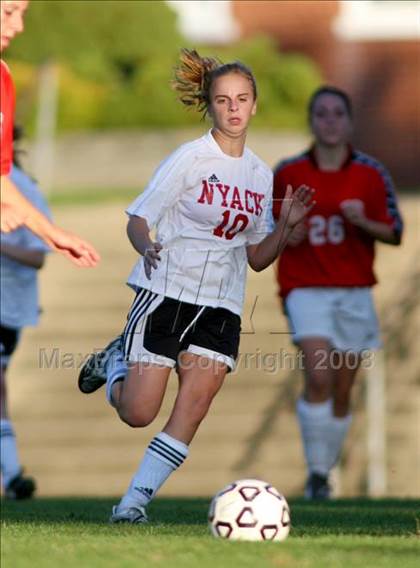 Thumbnail 1 in Somers @ Nyack photogallery.