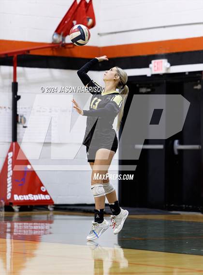 Thumbnail 2 in Archer City @ Nocona photogallery.