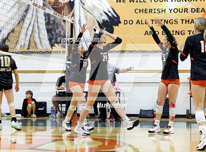 Thumbnail 3 in Archer City @ Nocona photogallery.