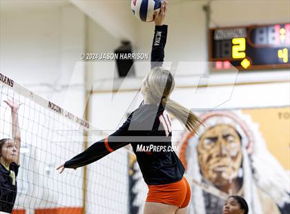 Thumbnail 3 in Archer City @ Nocona photogallery.