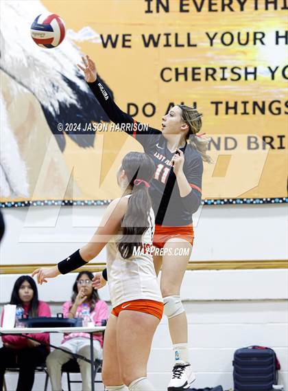 Thumbnail 2 in Archer City @ Nocona photogallery.