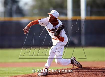 Thumbnail 1 in Riverside vs. Desert Christian (Panther Invitational) photogallery.
