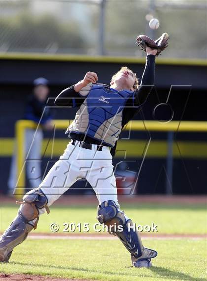 Thumbnail 2 in Riverside vs. Desert Christian (Panther Invitational) photogallery.