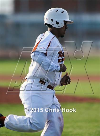 Thumbnail 2 in Riverside vs. Desert Christian (Panther Invitational) photogallery.