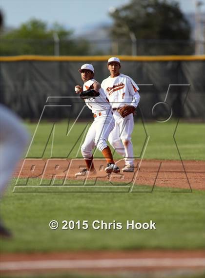 Thumbnail 2 in Riverside vs. Desert Christian (Panther Invitational) photogallery.