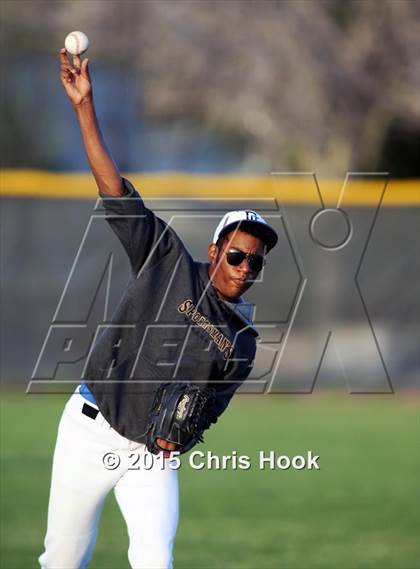 Thumbnail 1 in Riverside vs. Desert Christian (Panther Invitational) photogallery.