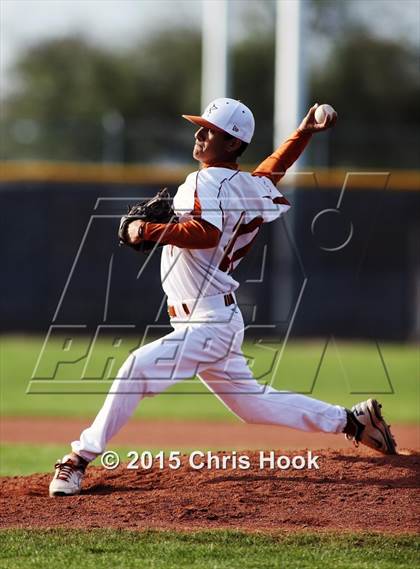 Thumbnail 3 in Riverside vs. Desert Christian (Panther Invitational) photogallery.