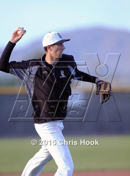 Thumbnail 2 in Riverside vs. Desert Christian (Panther Invitational) photogallery.