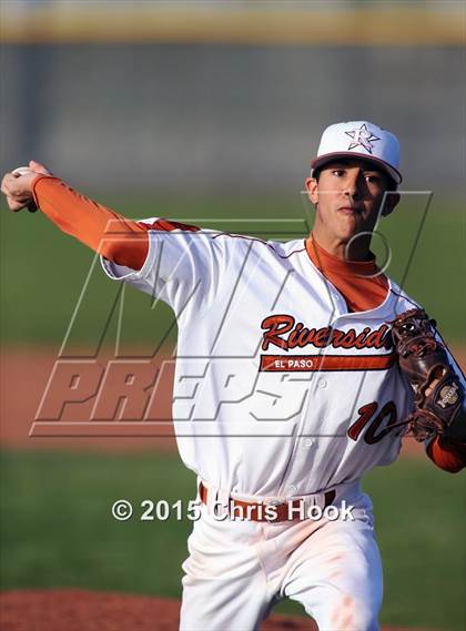 Thumbnail 2 in Riverside vs. Desert Christian (Panther Invitational) photogallery.