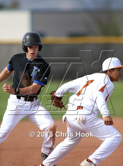 Thumbnail 3 in Riverside vs. Desert Christian (Panther Invitational) photogallery.