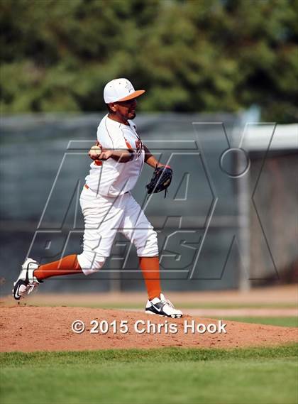 Thumbnail 3 in Riverside vs. Desert Christian (Panther Invitational) photogallery.