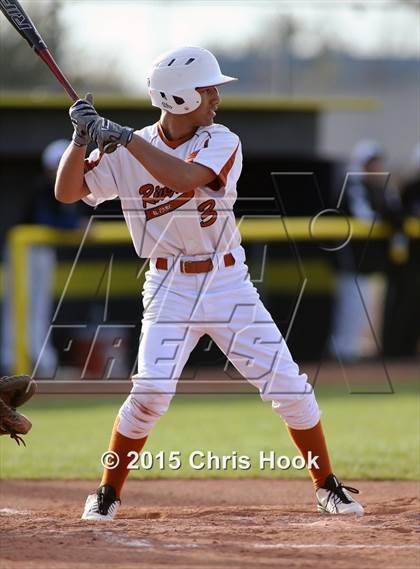 Thumbnail 2 in Riverside vs. Desert Christian (Panther Invitational) photogallery.