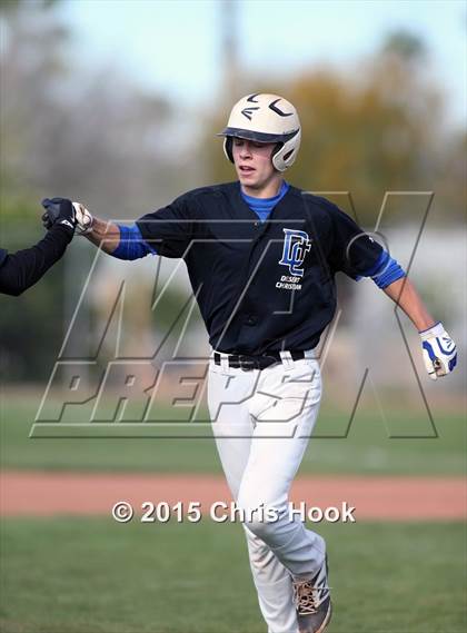 Thumbnail 3 in Riverside vs. Desert Christian (Panther Invitational) photogallery.