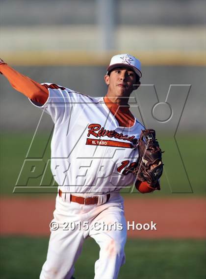 Thumbnail 1 in Riverside vs. Desert Christian (Panther Invitational) photogallery.