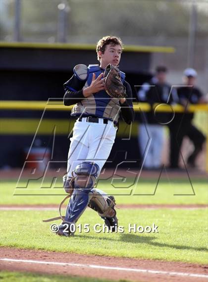 Thumbnail 2 in Riverside vs. Desert Christian (Panther Invitational) photogallery.