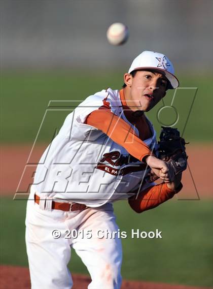 Thumbnail 1 in Riverside vs. Desert Christian (Panther Invitational) photogallery.