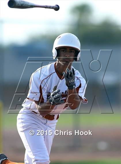 Thumbnail 2 in Riverside vs. Desert Christian (Panther Invitational) photogallery.