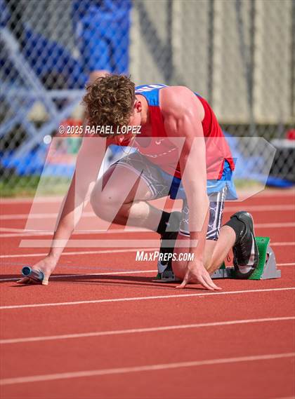 Thumbnail 2 in Rosehill Eagle Relays (4x200M) photogallery.