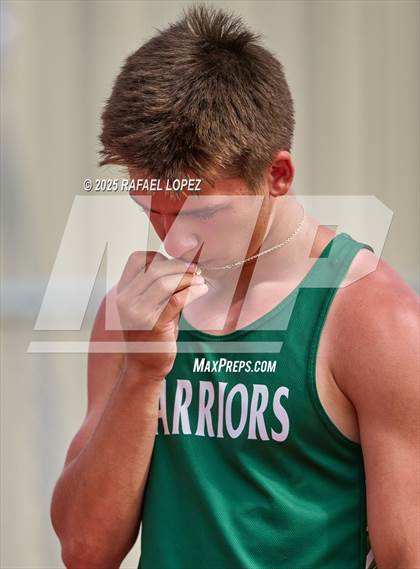Thumbnail 1 in Rosehill Eagle Relays (4x200M) photogallery.