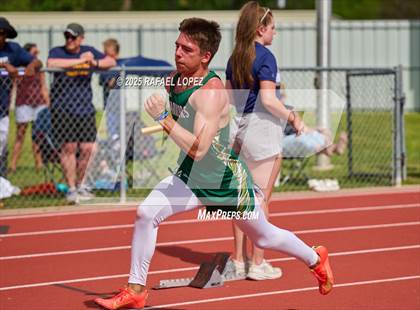 Thumbnail 2 in Rosehill Eagle Relays (4x200M) photogallery.