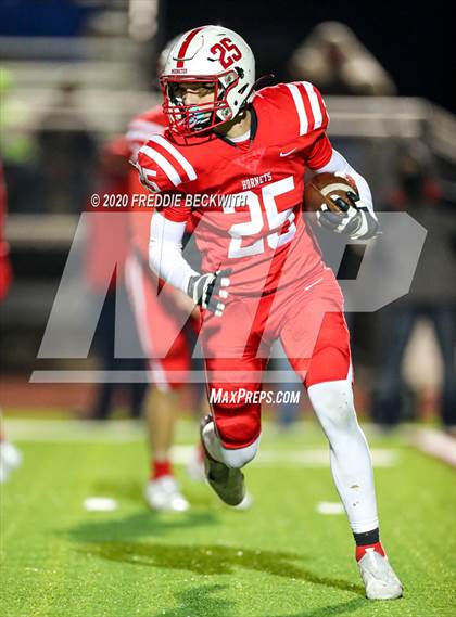Thumbnail 3 in Muenster vs. Windthorst (UIL 2A D2 Regional Final) photogallery.