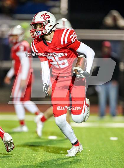 Thumbnail 1 in Muenster vs. Windthorst (UIL 2A D2 Regional Final) photogallery.