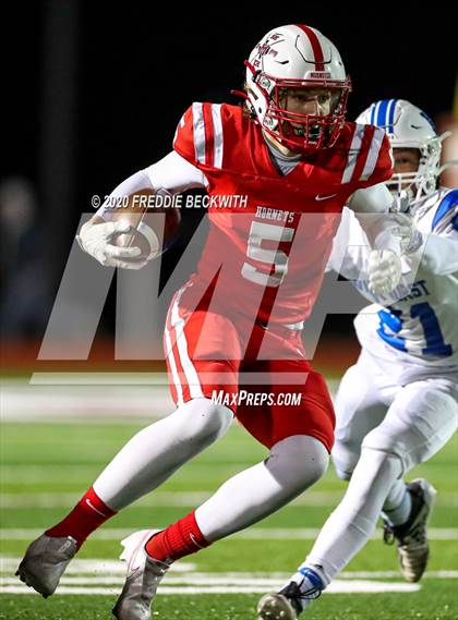 Thumbnail 2 in Muenster vs. Windthorst (UIL 2A D2 Regional Final) photogallery.