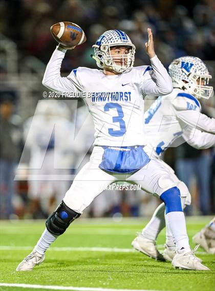 Thumbnail 2 in Muenster vs. Windthorst (UIL 2A D2 Regional Final) photogallery.