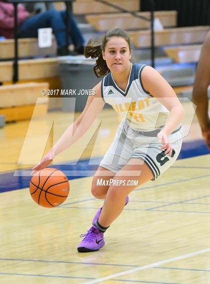 Thumbnail 2 in Gilbert vs. Clovis West (Nike Tournament of Champions) photogallery.
