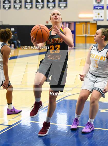 Thumbnail 2 in Gilbert vs. Clovis West (Nike Tournament of Champions) photogallery.