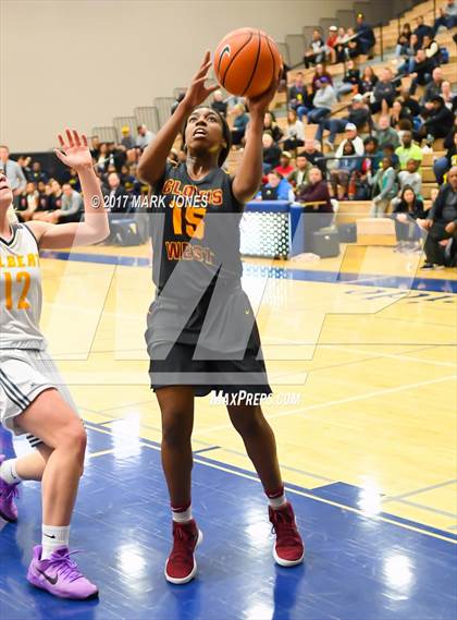 Thumbnail 3 in Gilbert vs. Clovis West (Nike Tournament of Champions) photogallery.