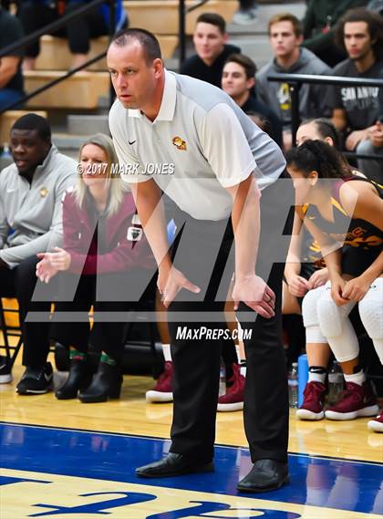 Thumbnail 1 in Gilbert vs. Clovis West (Nike Tournament of Champions) photogallery.