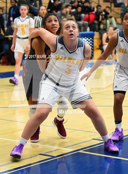 Thumbnail 3 in Gilbert vs. Clovis West (Nike Tournament of Champions) photogallery.