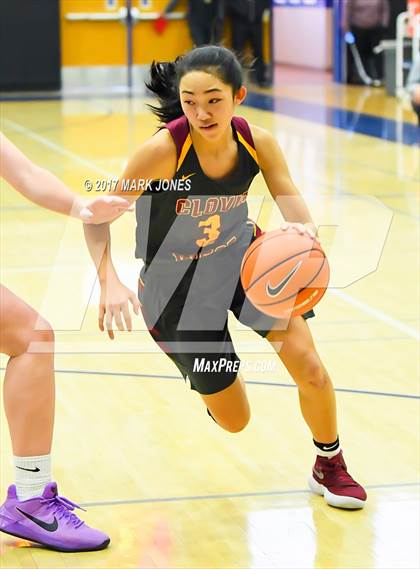 Thumbnail 1 in Gilbert vs. Clovis West (Nike Tournament of Champions) photogallery.
