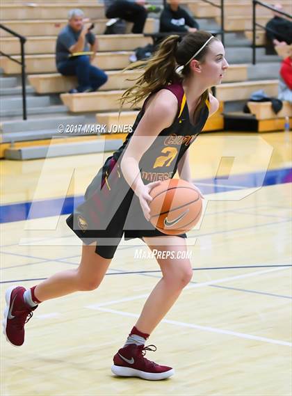 Thumbnail 1 in Gilbert vs. Clovis West (Nike Tournament of Champions) photogallery.