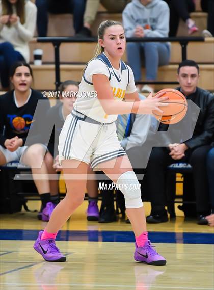 Thumbnail 1 in Gilbert vs. Clovis West (Nike Tournament of Champions) photogallery.