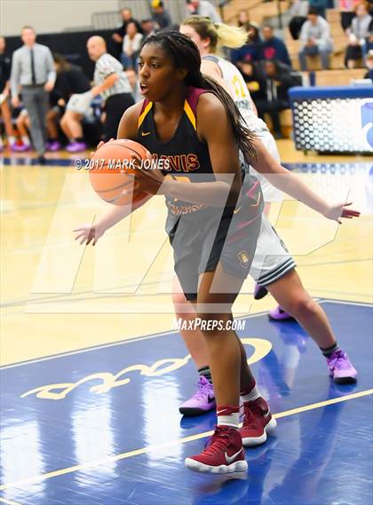 Thumbnail 2 in Gilbert vs. Clovis West (Nike Tournament of Champions) photogallery.