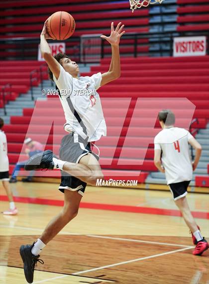 Thumbnail 2 in JV: Bardstown @ Taylor County photogallery.