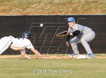Thumbnail 2 in Carmel Christian vs Cuthbertson photogallery.
