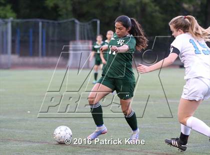 Thumbnail 3 in Wakefield @ Yorktown photogallery.
