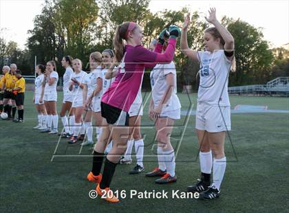 Thumbnail 2 in Wakefield @ Yorktown photogallery.