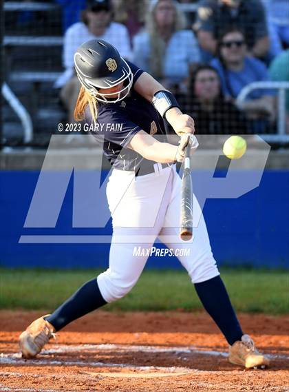 Thumbnail 2 in East Hamilton vs Soddy Daisy  photogallery.