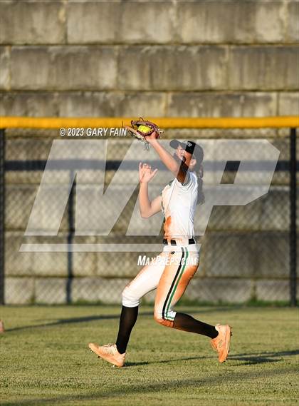 Thumbnail 3 in East Hamilton vs Soddy Daisy  photogallery.
