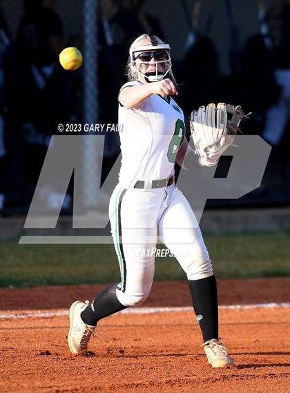 Thumbnail 1 in East Hamilton vs Soddy Daisy  photogallery.